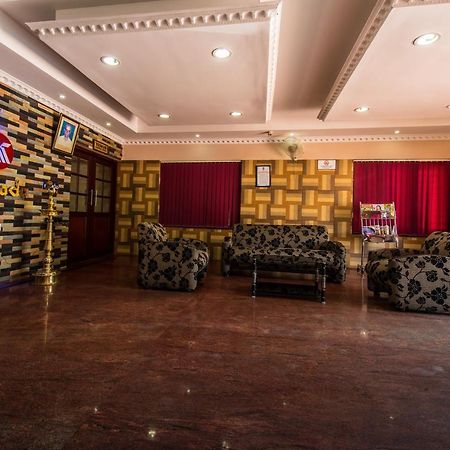 Kallada Hotels And Resorts Thrissur Esterno foto