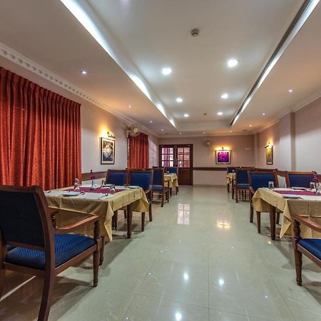 Kallada Hotels And Resorts Thrissur Esterno foto